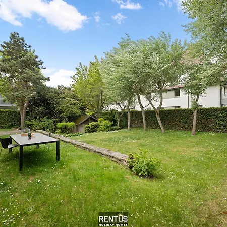 Kosea - Charming With Large Garden בית נופש קוקסיידה