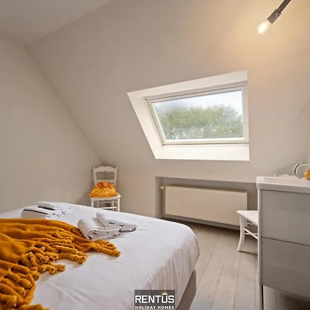 Kosea - Charming With Large Garden בית נופש *